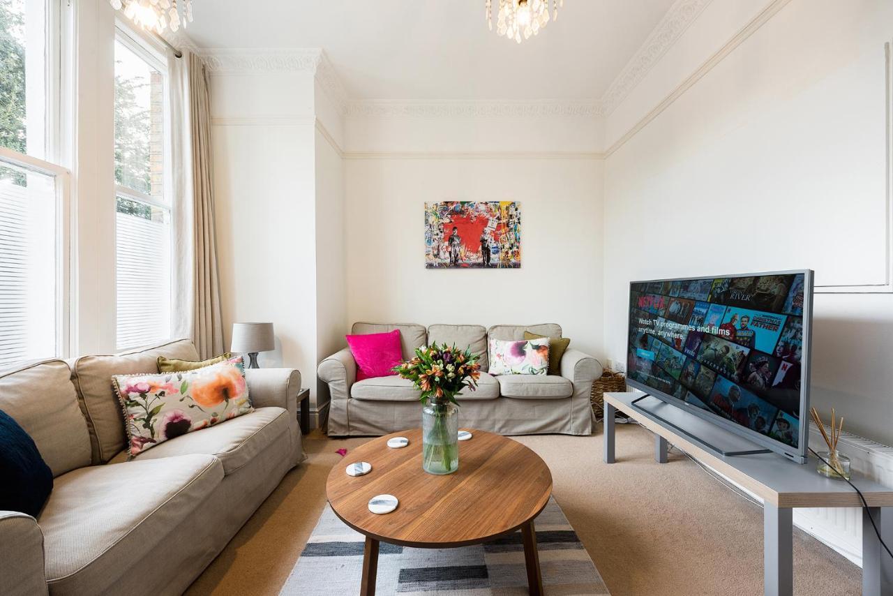 Heart Of Ealing Apartment With Garden Londyn Zewnętrze zdjęcie