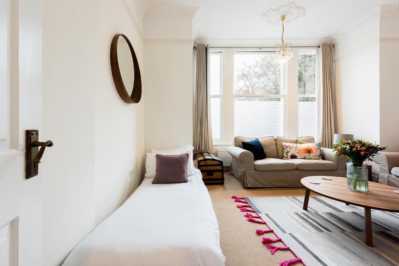 Heart Of Ealing Apartment With Garden Londyn Zewnętrze zdjęcie