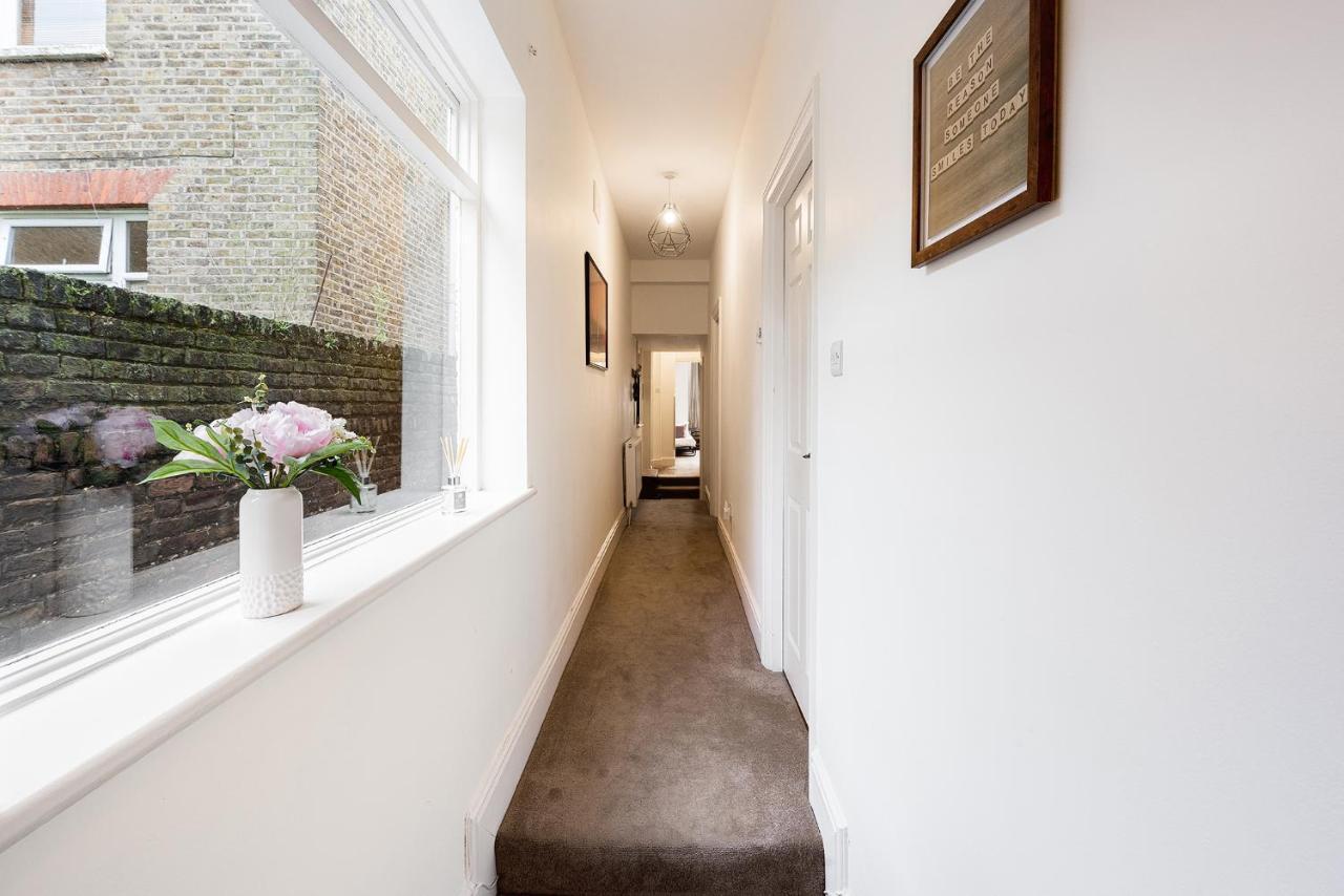 Heart Of Ealing Apartment With Garden Londyn Zewnętrze zdjęcie