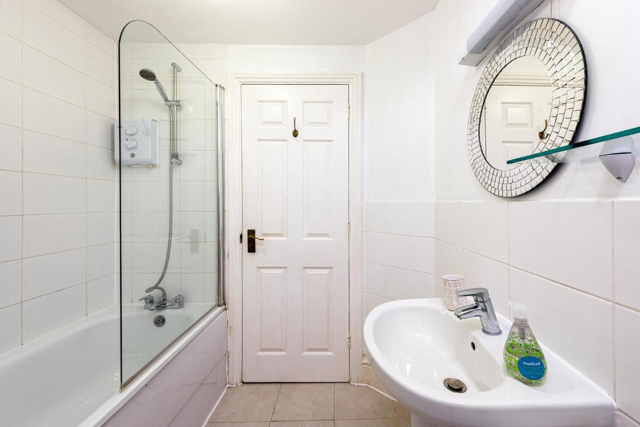 Heart Of Ealing Apartment With Garden Londyn Zewnętrze zdjęcie